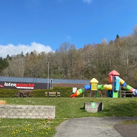 Campingplatz Mobil-home 3ch Le Per Malou Les Clarines La Bourboule